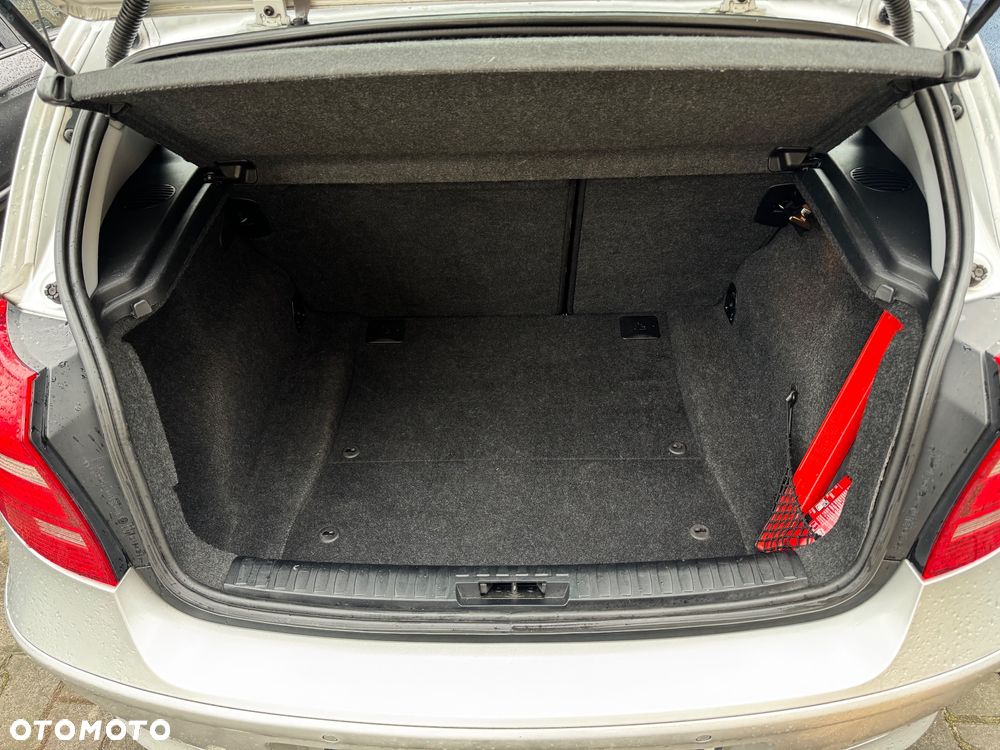 BMW Seria 1 116d DPF - 11