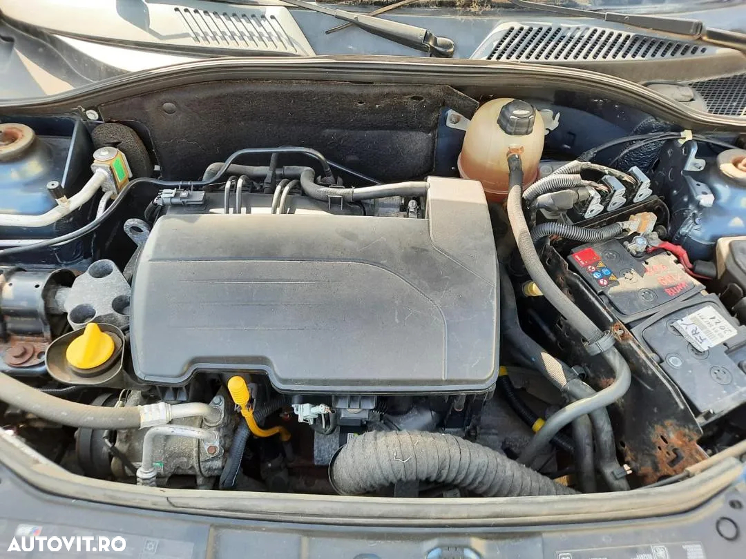 Dezmembram Renault Clio - 3