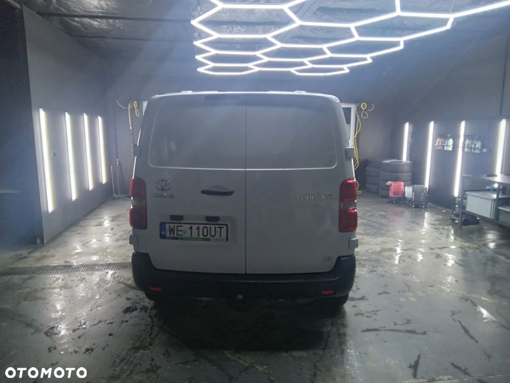 Toyota proace - 7