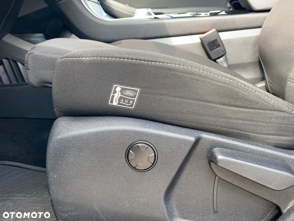 Ford S-Max - 39