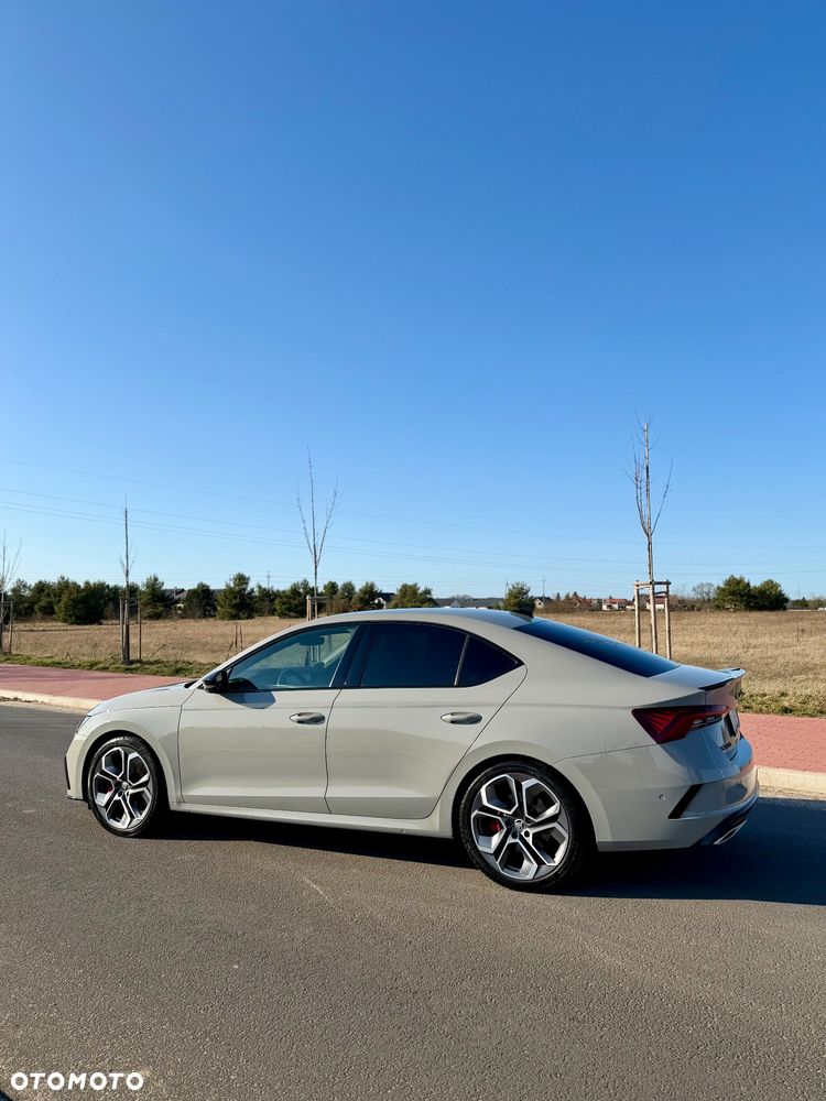Skoda Octavia 2.0 TSI RS 245 DSG - 8