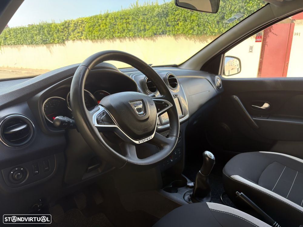 Dacia Sandero 0.9 TCe Stepway - 3