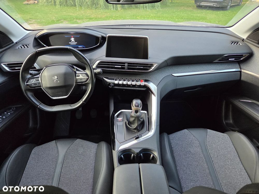 Peugeot 3008 1.5 BlueHDi Allure S&S - 14