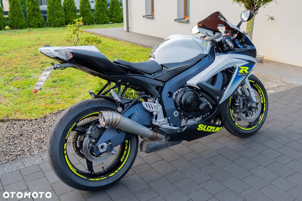 Suzuki GSX-R - 3