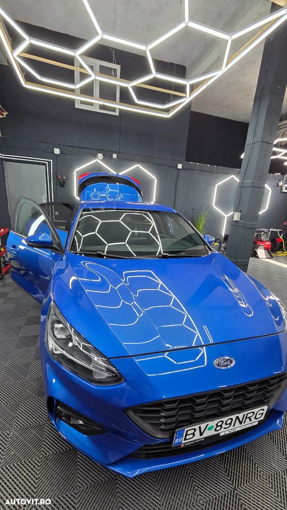 Ford Focus 1.5 EcoBoost ST-Line - 29