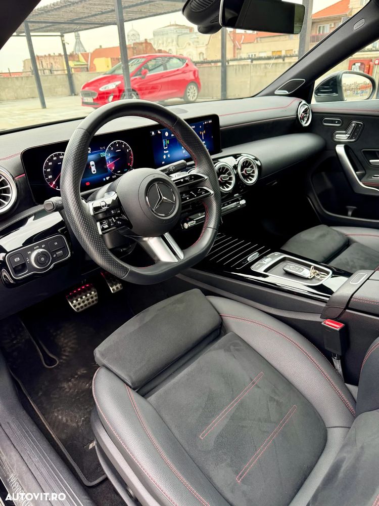 Mercedes-Benz CLA 200 - 12