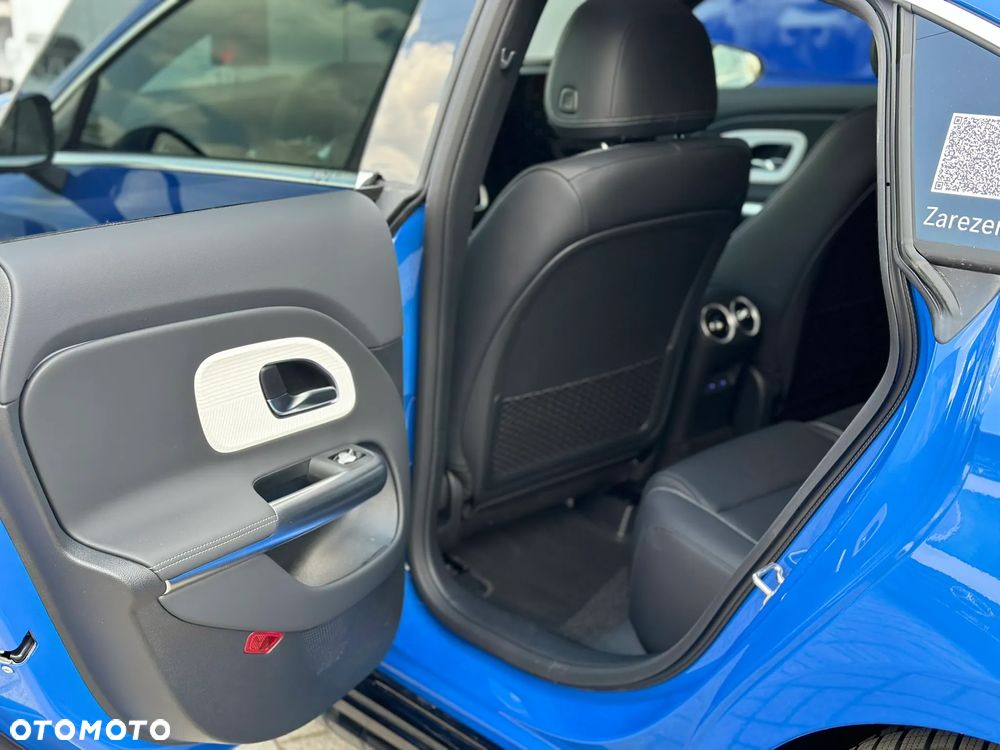 Mercedes-Benz CLA - 26