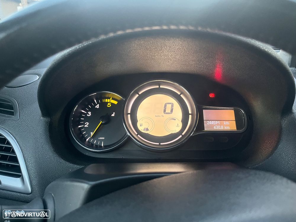 Renault Mégane Sport Tourer ENERGY dCi 110 INTENS - 22