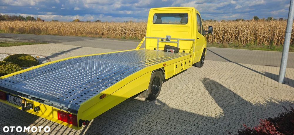 Mercedes-Benz Sprinter - 20