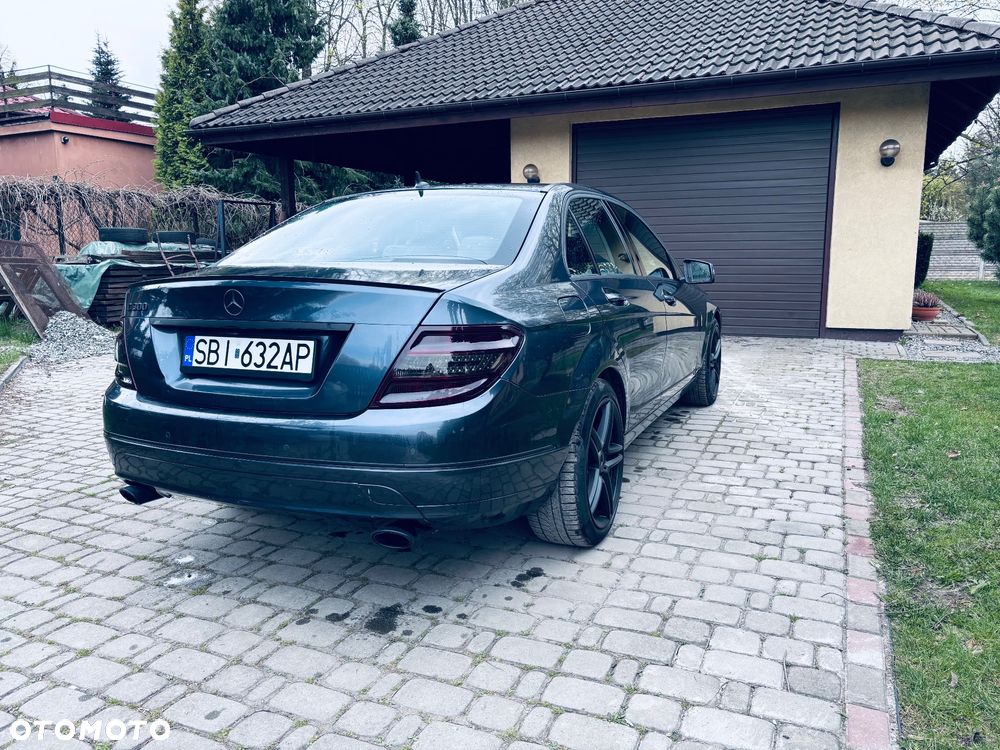 Mercedes-Benz Klasa C 300 7G-TRONIC Avantgarde - 4