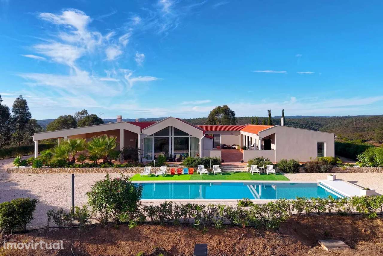 Herdade de 271 Hectares com Villa de Luxo, 9 Lagoas e Mais - Grande imagem: 2/60