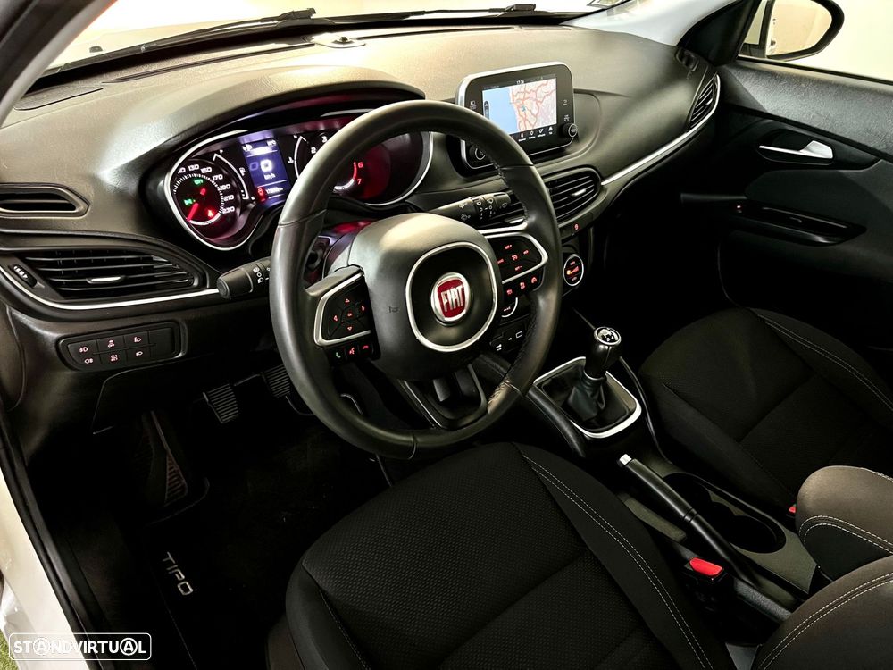 Fiat Tipo Station Wagon 1.3 M-Jet Lounge - 13