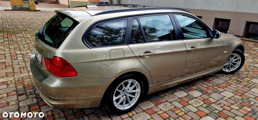 BMW Seria 3 320d DPF Edition Sport - 7
