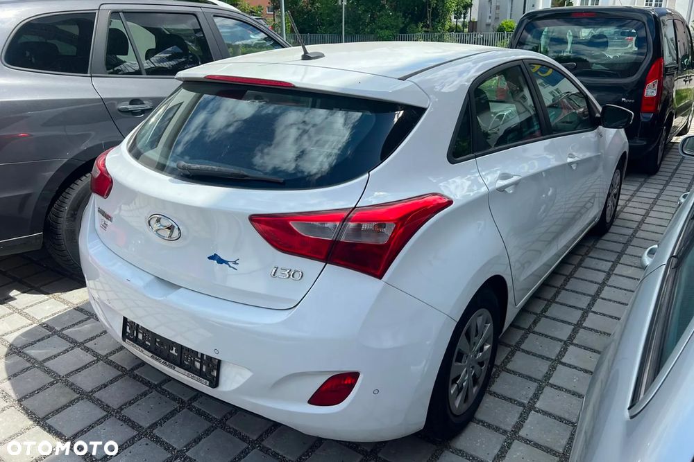 Hyundai i30 - 41