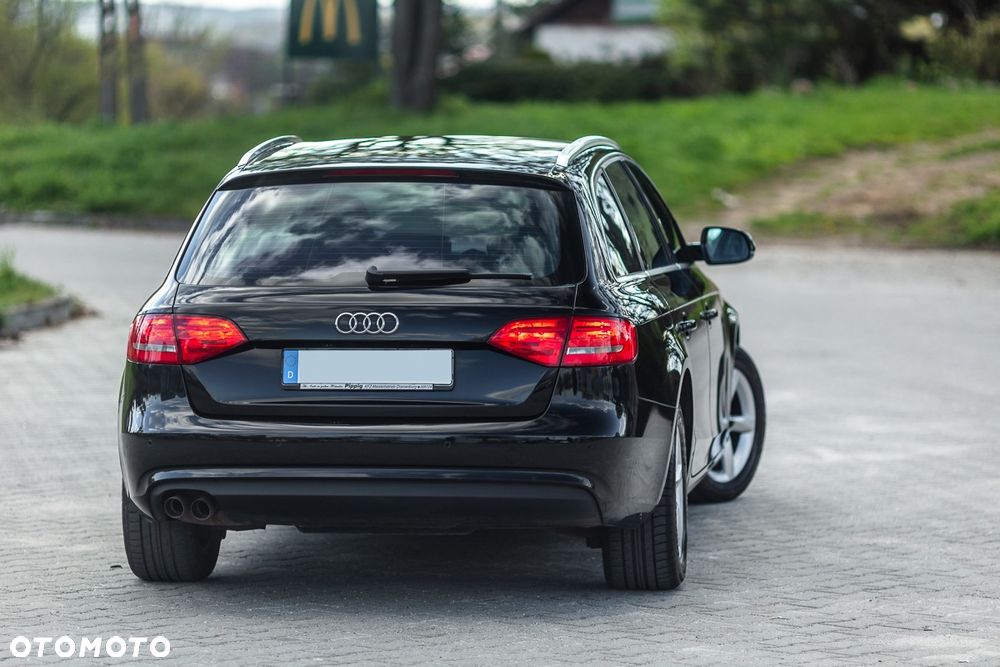 Audi A4 Avant 2.0 TDI DPF Attraction - 10