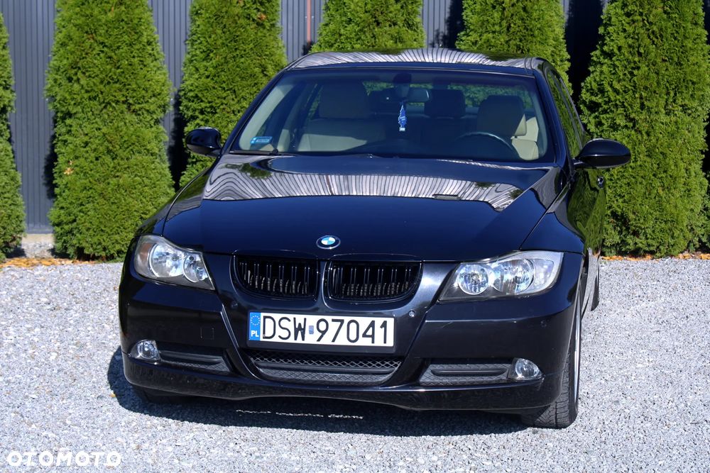 BMW Seria 3 318i - 2