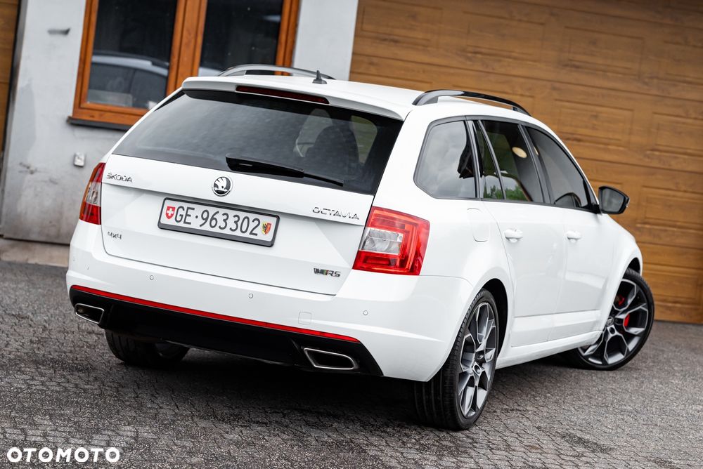 Skoda Octavia 2.0 TDI 4x4 DSG RS - 8