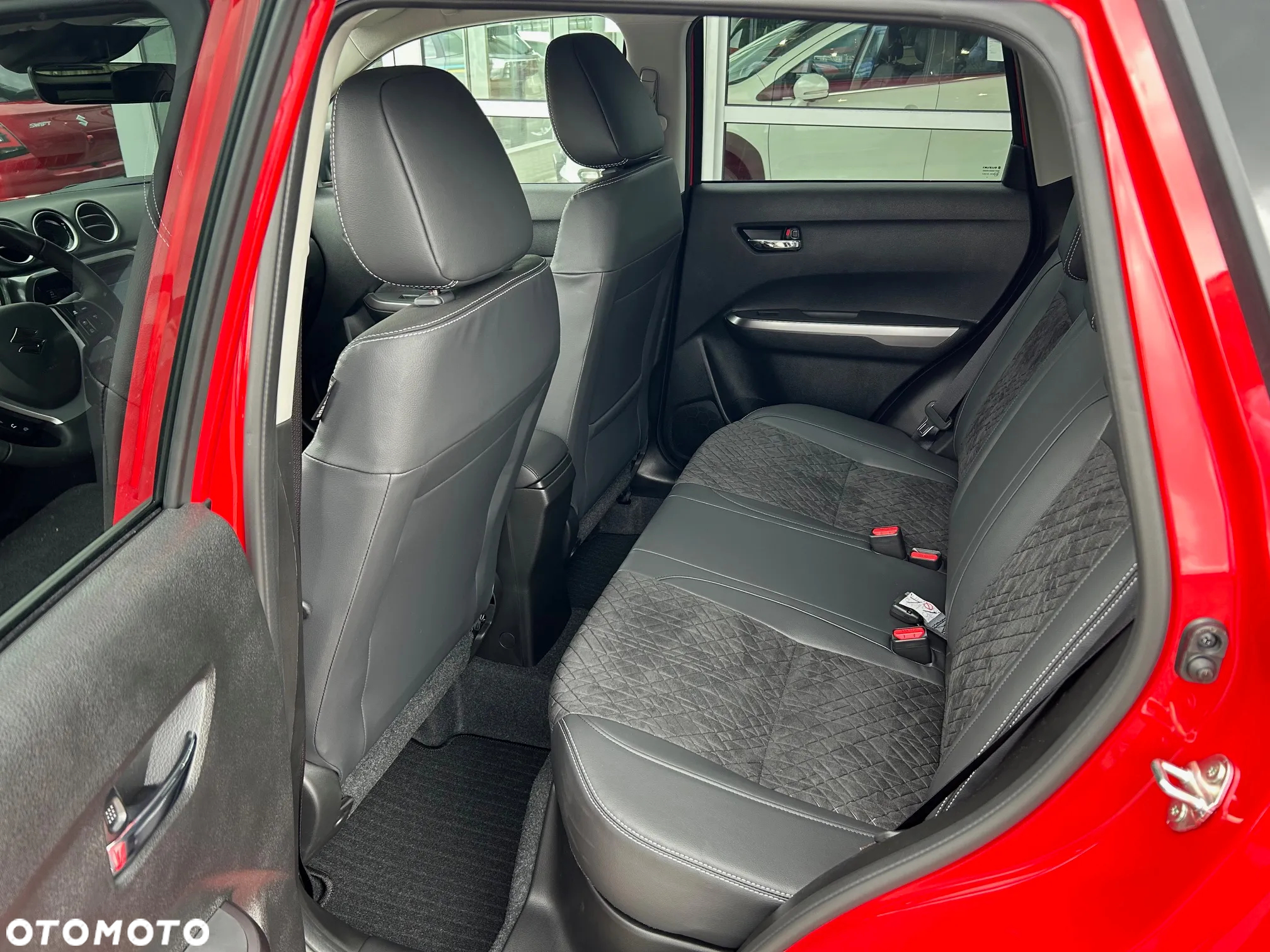 Suzuki Vitara 1.4 Boosterjet mHEV Elegance 2WD - 12