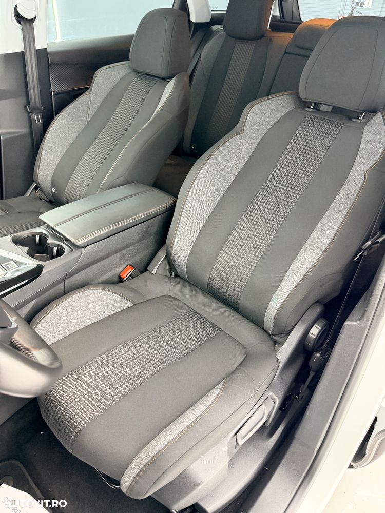 Peugeot 3008 PureTech 130 Stop & Start GPF EAT8 Allure Pack - 16