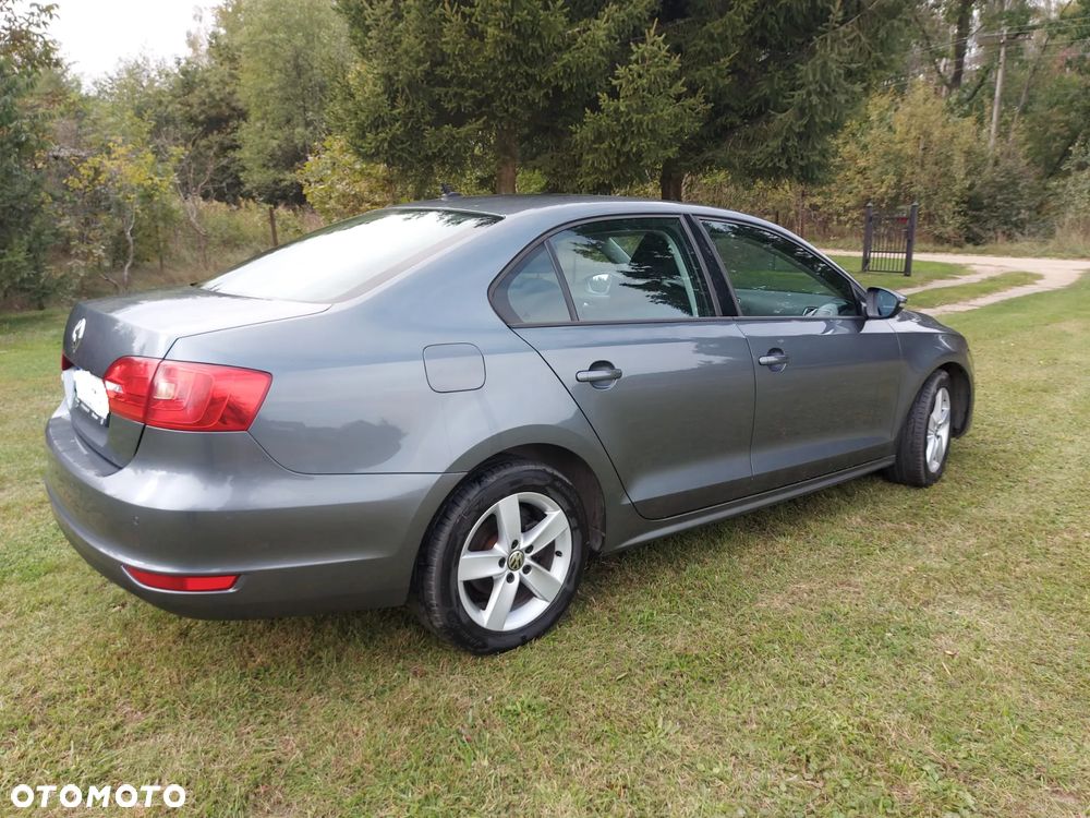 Volkswagen Jetta 1.4 TSI Comfortline - 3