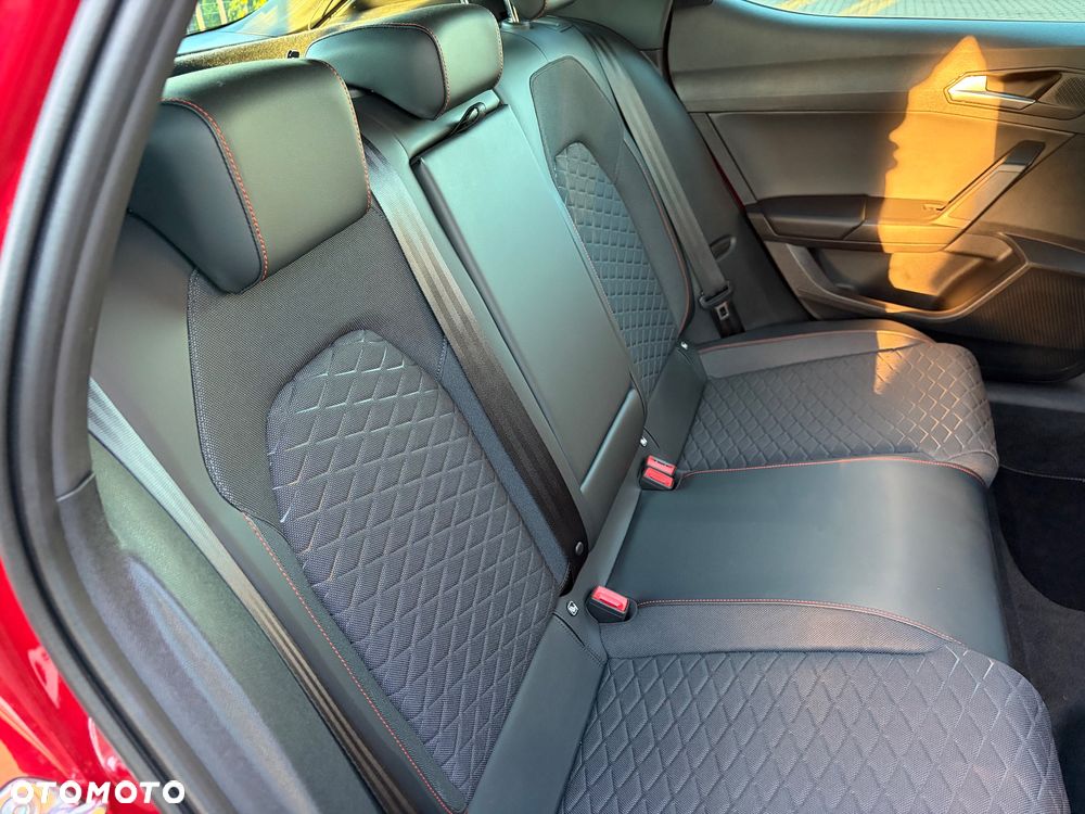 Seat Leon 1.5 eTSI FR DSG - 25