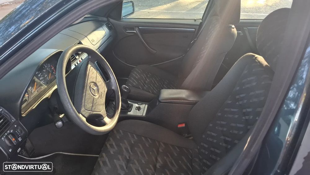 Mercedes-Benz C 220 - 2