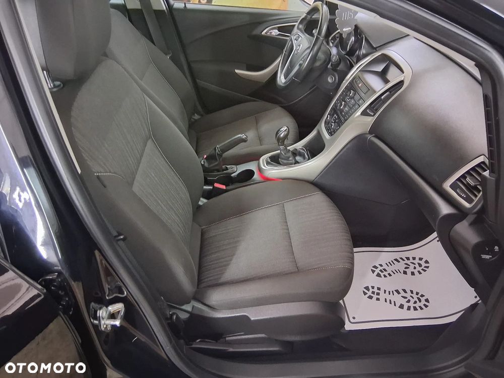 Opel Astra 1.4 Turbo - 9
