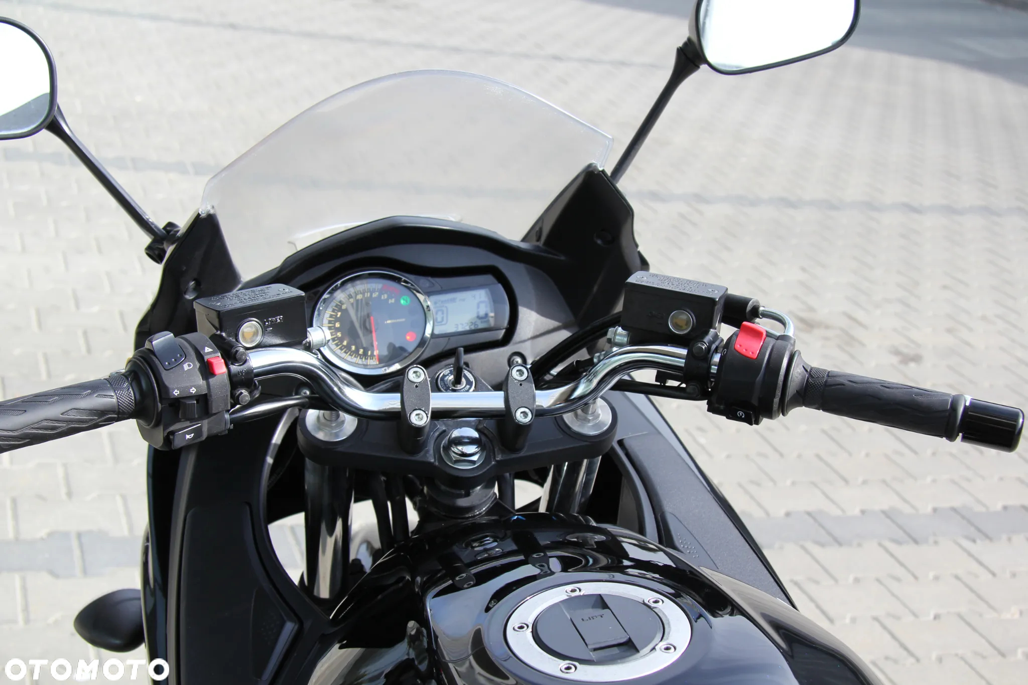 Suzuki Bandit - 30