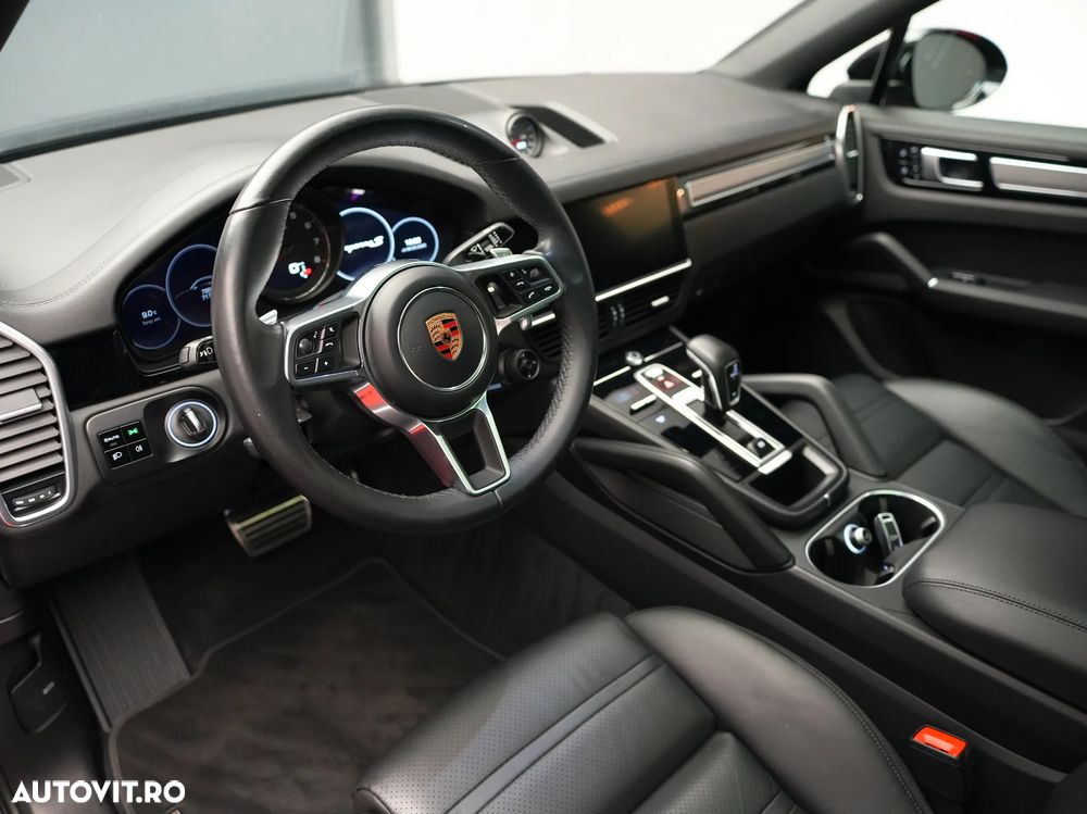 Porsche Cayenne Coupe S - 13