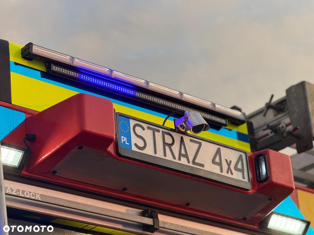 Mercedes-Benz Atego GBA 4x4 Wóz Strażacki 3t wody, Wysokie prześwity, Maszt oświetleniowy, wysokie kąty natarcia, szybkie natarcie, Straż Pożarna - 16