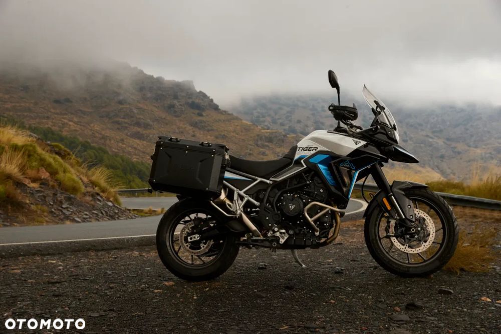 Triumph Tiger - 16