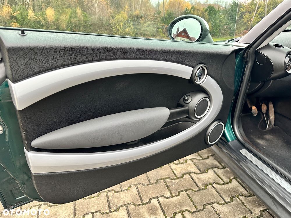 MINI Cooper Standard - 31