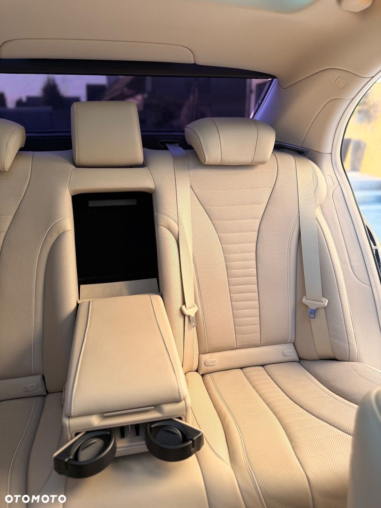 Mercedes-Benz Klasa S 560 L 4Matic 9G-TRONIC - 16