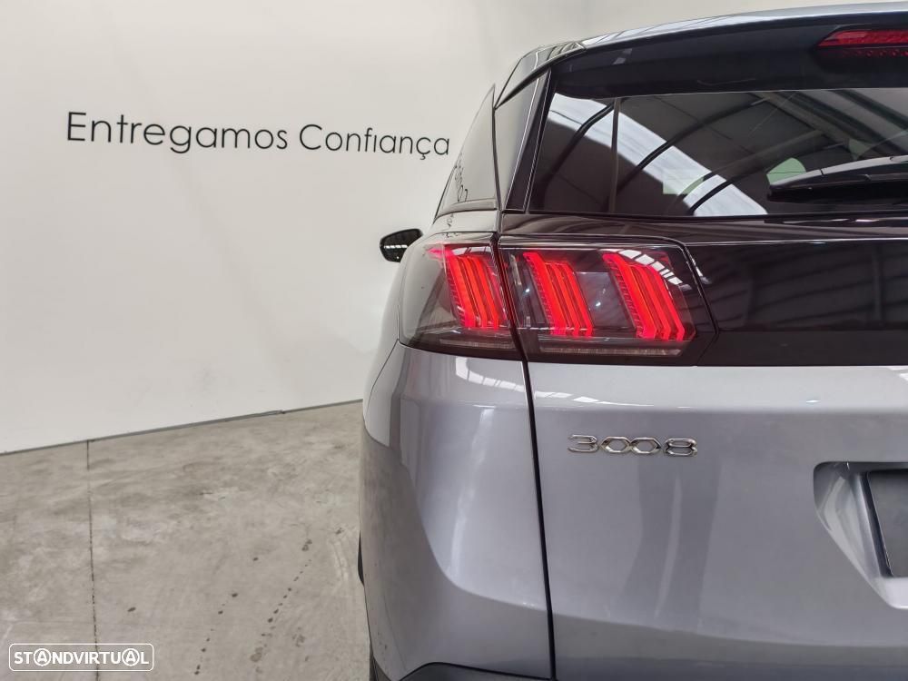 Peugeot 3008 1.5 BlueHDi Allure EAT8 - 18