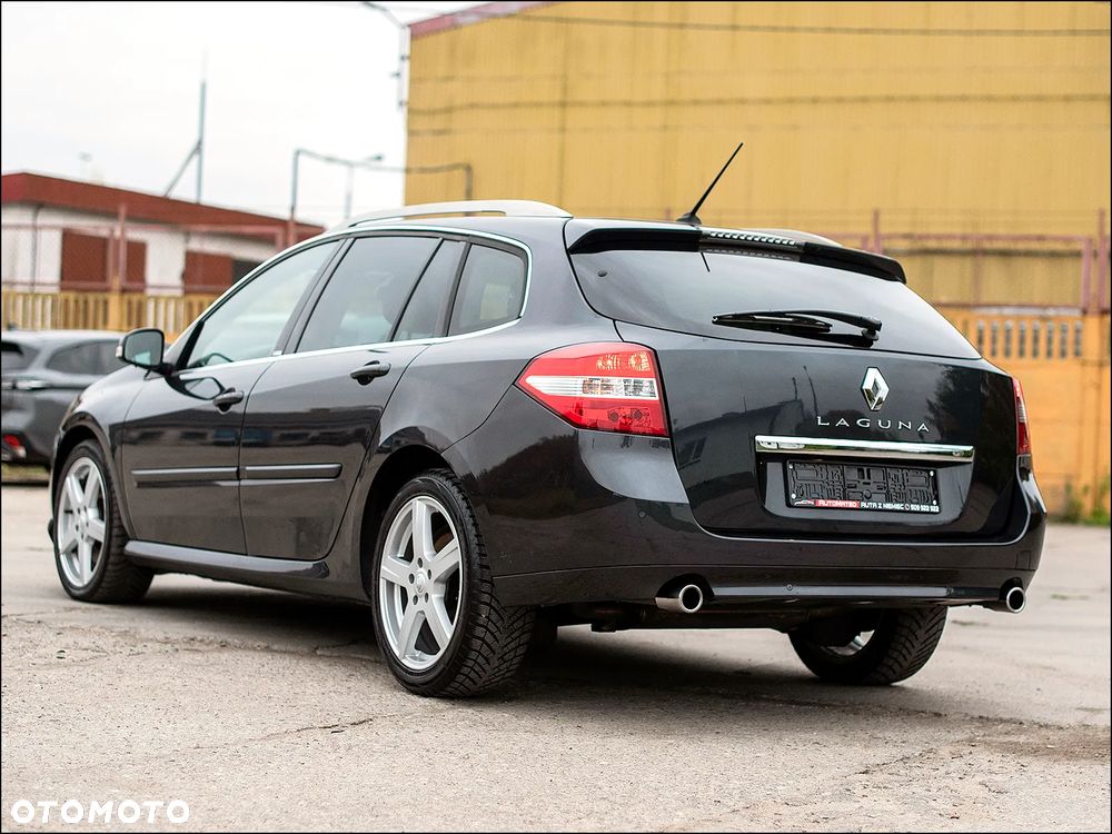 Renault Laguna - 8