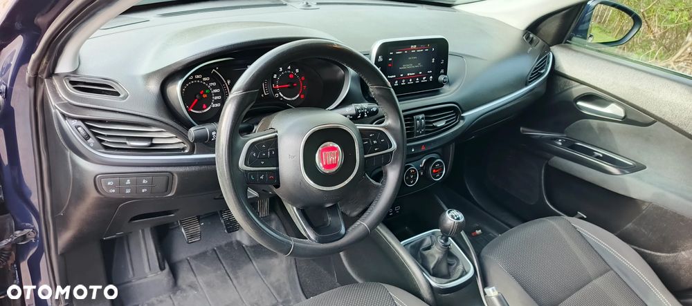 Fiat Tipo 1.4 16v Lounge EU6d - 18
