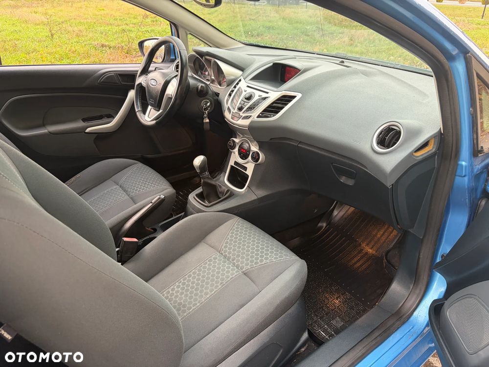 Ford Fiesta 1.4 Titanium EU5 - 12