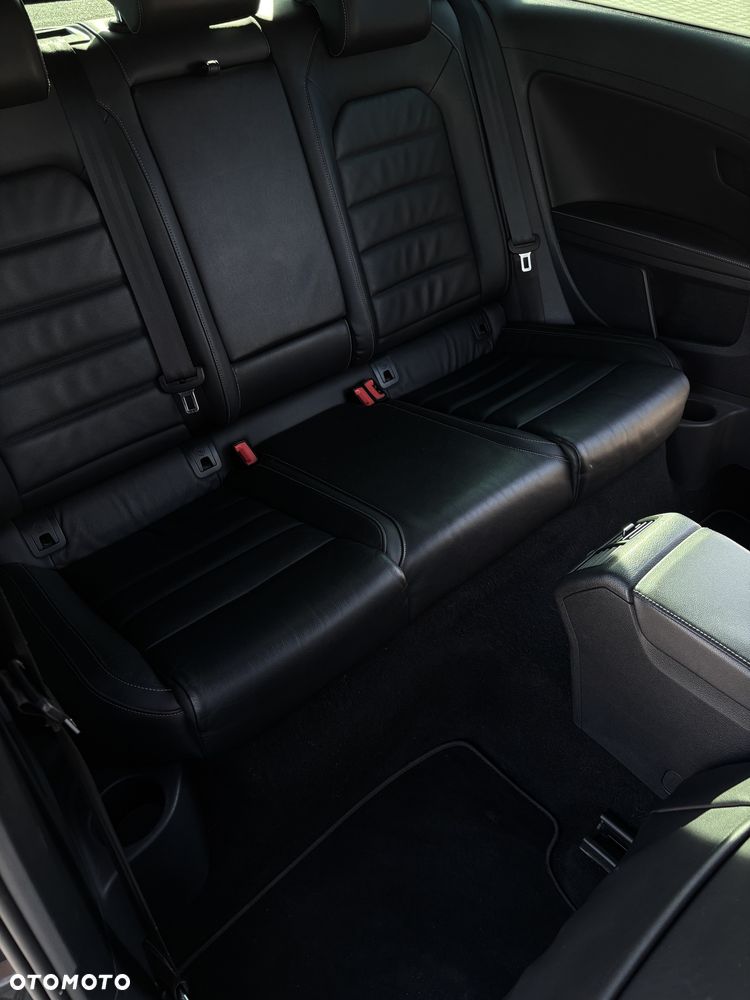 Volkswagen Golf - 18