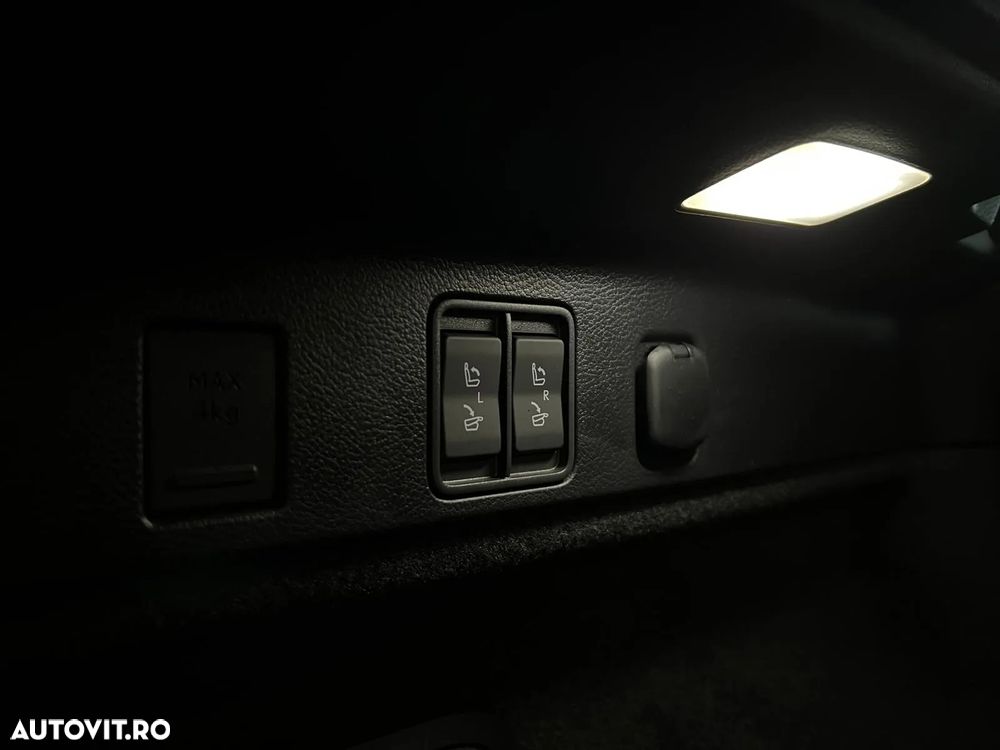 Lexus Seria RX 500h Performance F-Sport - 37