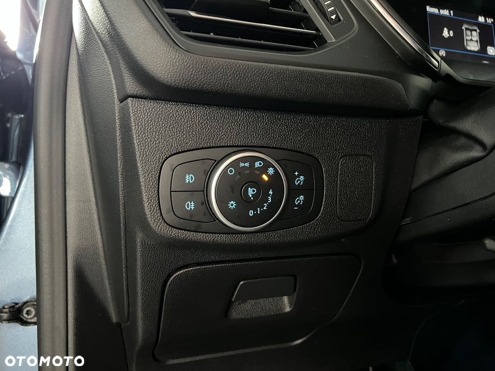 Ford Focus 1.0 EcoBoost Titanium Business - 24
