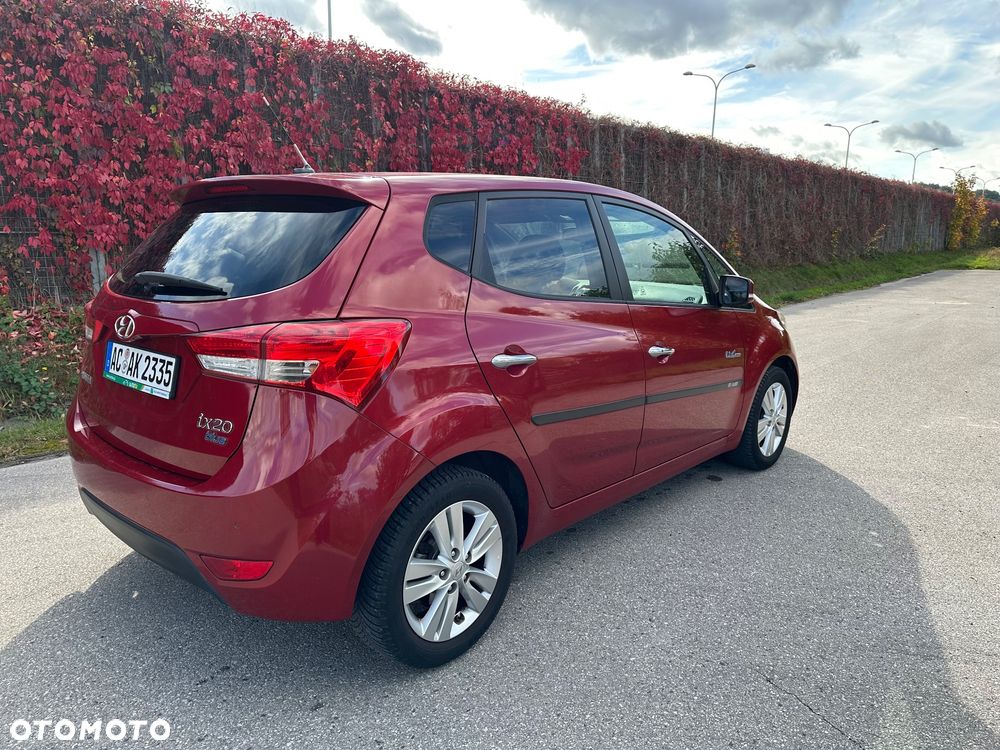 Hyundai ix20 1.4 blue Style - 28