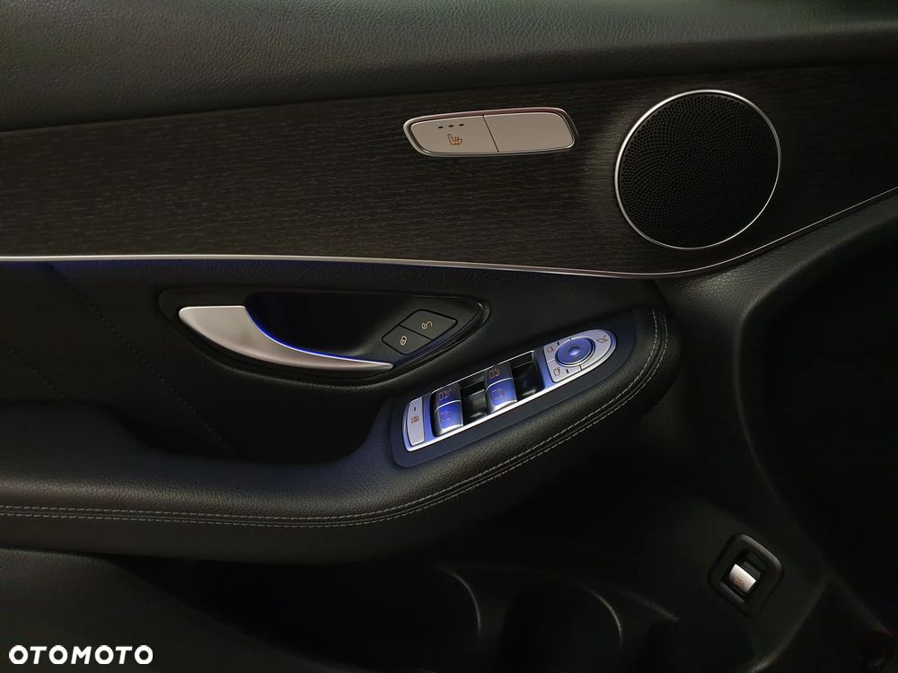 Mercedes-Benz GLC 300 de 4Matic 9G-TRONIC AMG Line Plus - 7