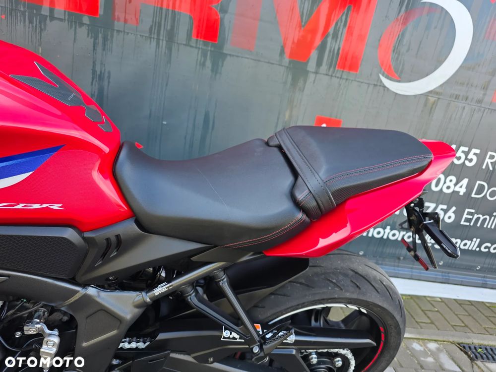 Honda CBR - 8