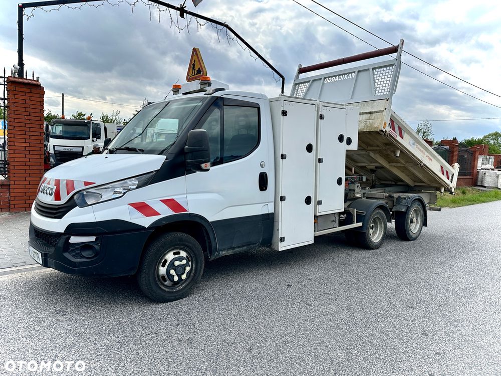 Iveco DAILY 35C18 3.0 180 HiMatic C+E WYWROTKA Dystrybutor ON NARZĘDZIÓWKA - 1