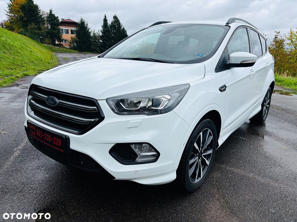Ford Kuga 1.5 EcoBoost 2x4 ST-Line - 14