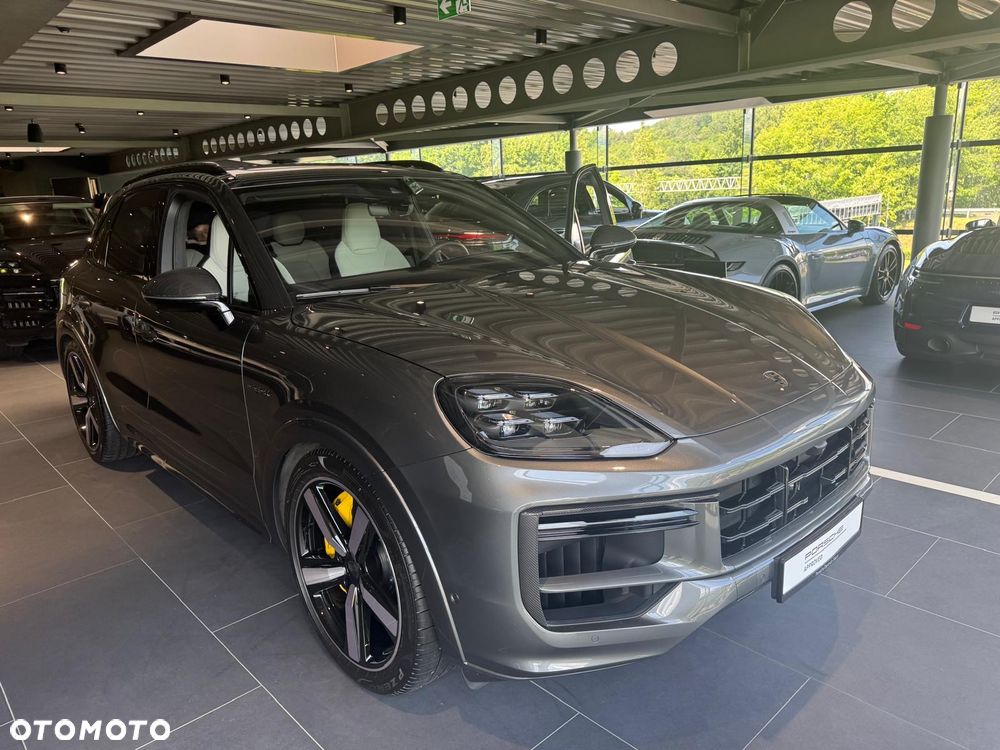 Porsche Cayenne Turbo GT - 39