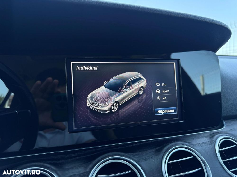Mercedes-Benz E - 22