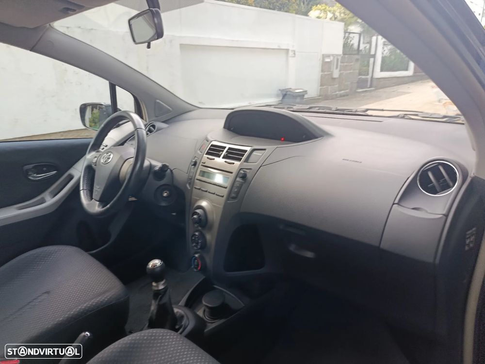 Toyota Yaris 1.0 VVT-i ACtive+AC - 20