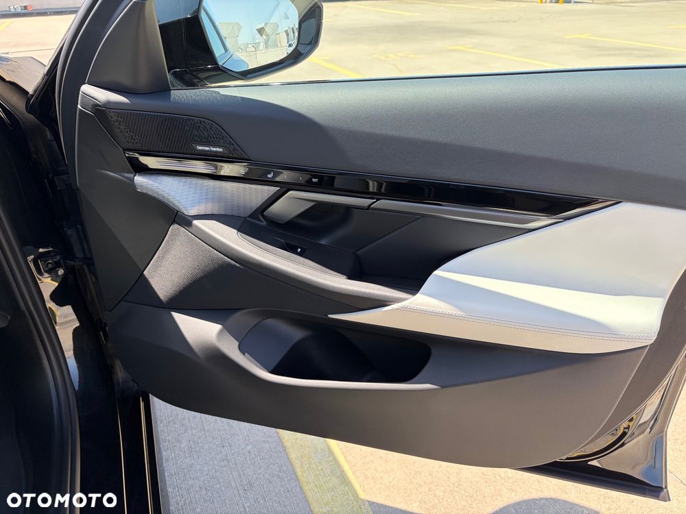 BMW Seria 5 520i mHEV M Sport - 25