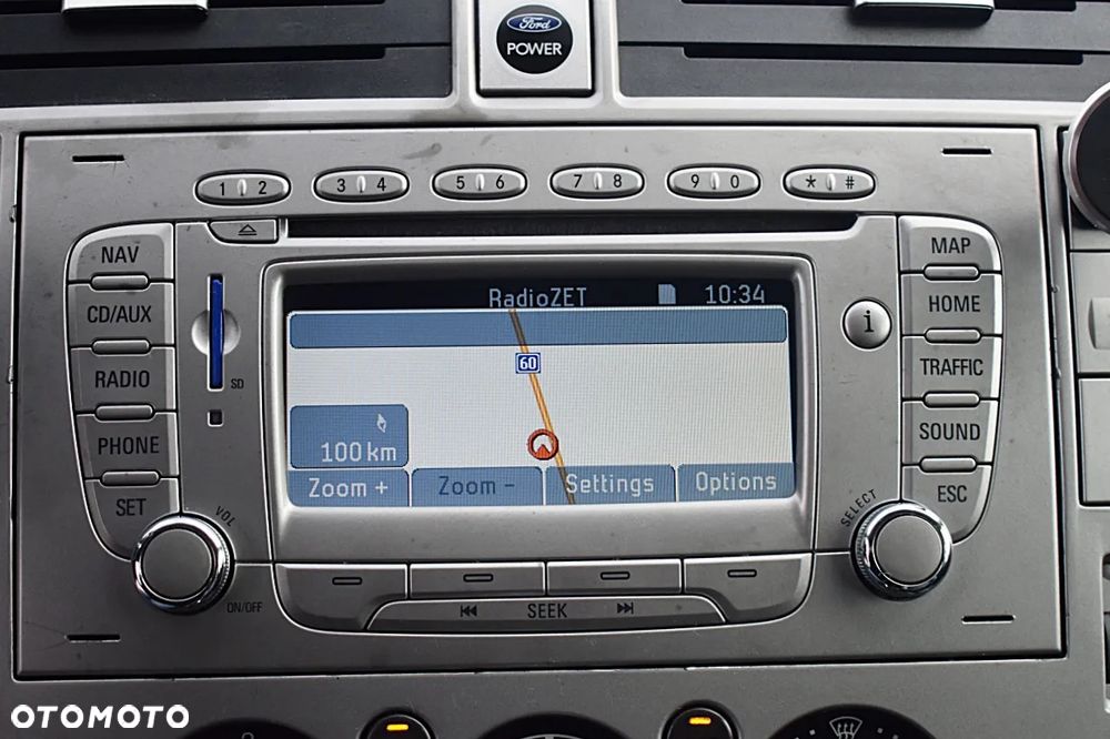 Ford Kuga 2.0 TDCi 2x4 Trend - 24